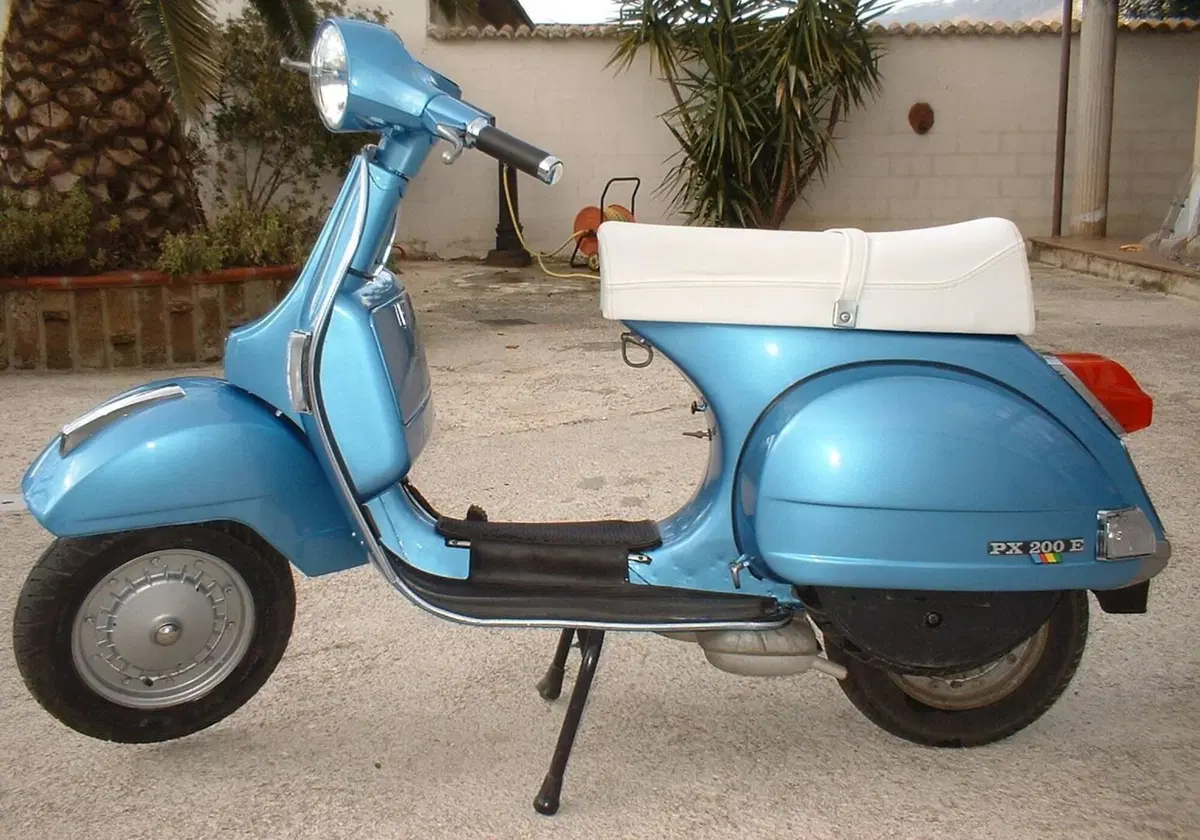 Piaggio PX 200 (2)