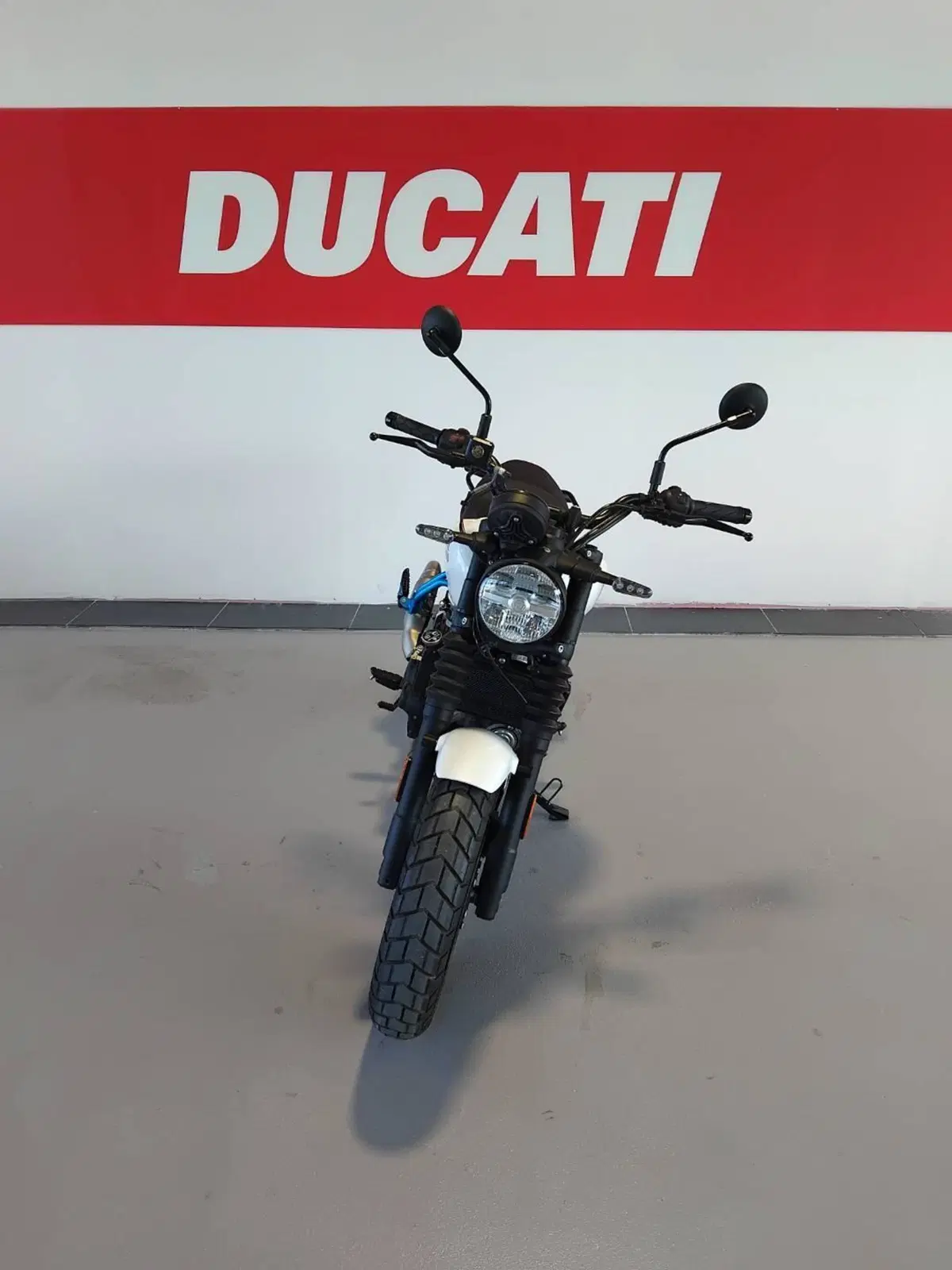 Royal Enfield Guerrilla 450 (2024 - 26) (3)