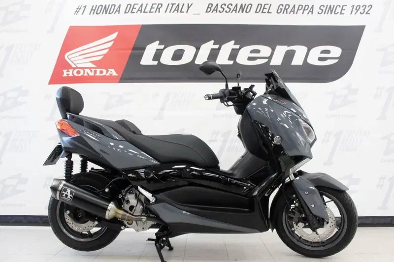 Yamaha X-Max 300 Tech Max (2021 - 24)