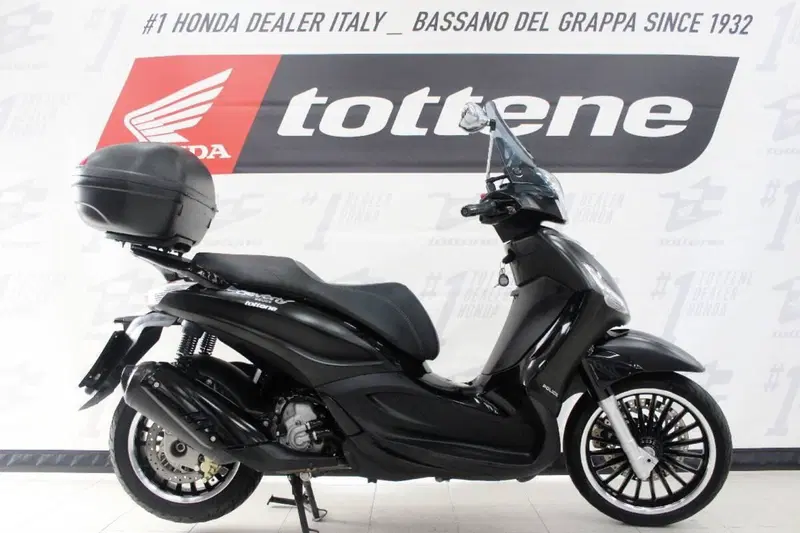 Piaggio Beverly 300 i.e. Police ABS-ASR (2017 - 20)