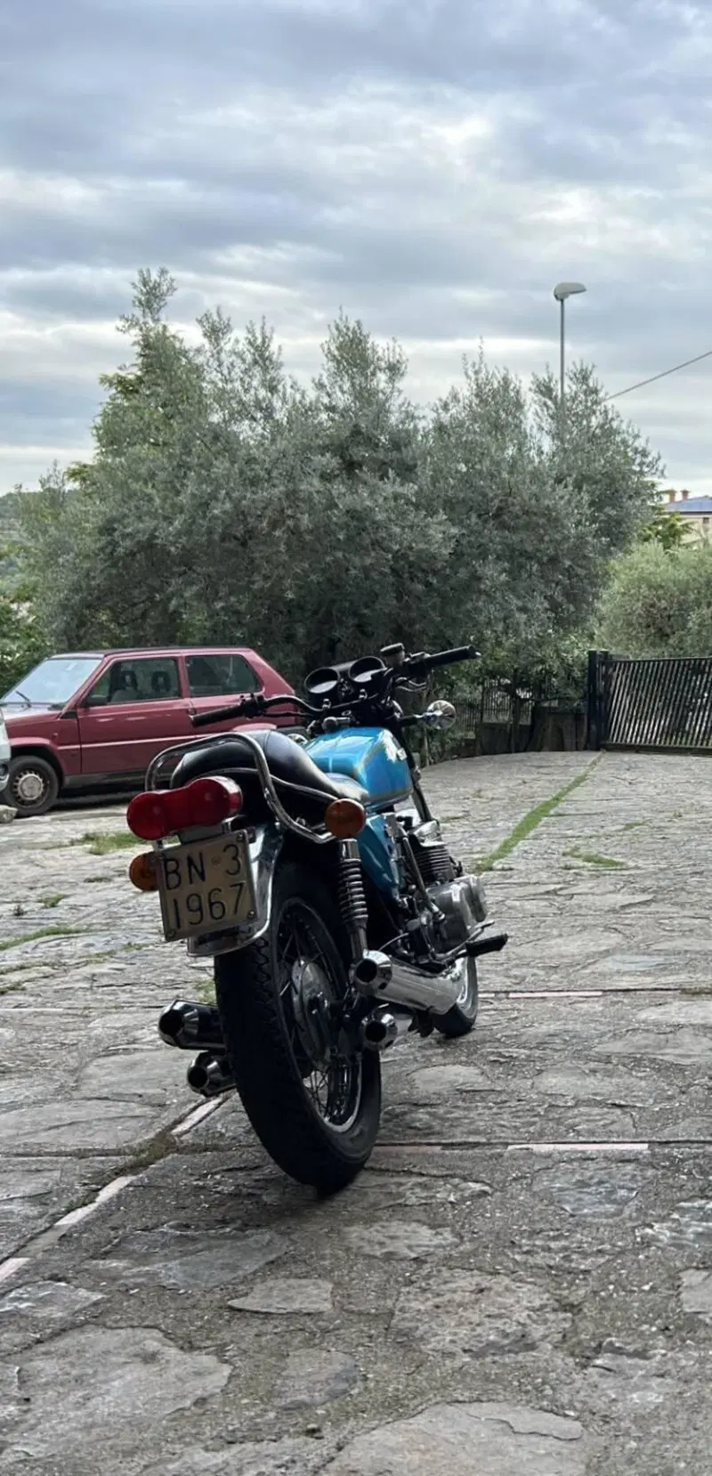 Suzuki GT 380 (7)