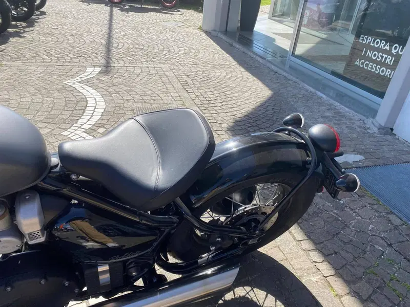 Triumph Bonneville Bobber 1200 (2021 - 25) (11)