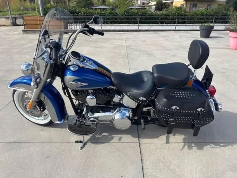 Harley-Davidson 1584 Heritage Classic (2008 - 10) - FLSTC (2)