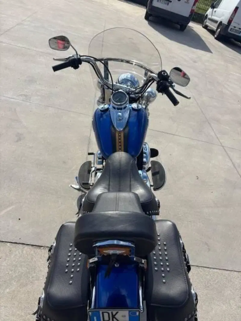Harley-Davidson 1584 Heritage Classic (2008 - 10) - FLSTC (4)