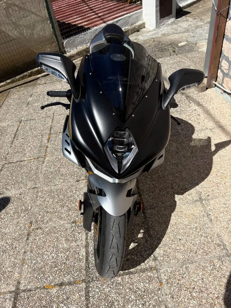 MV Agusta F3 800 Competizione (2025 - 26) (4)