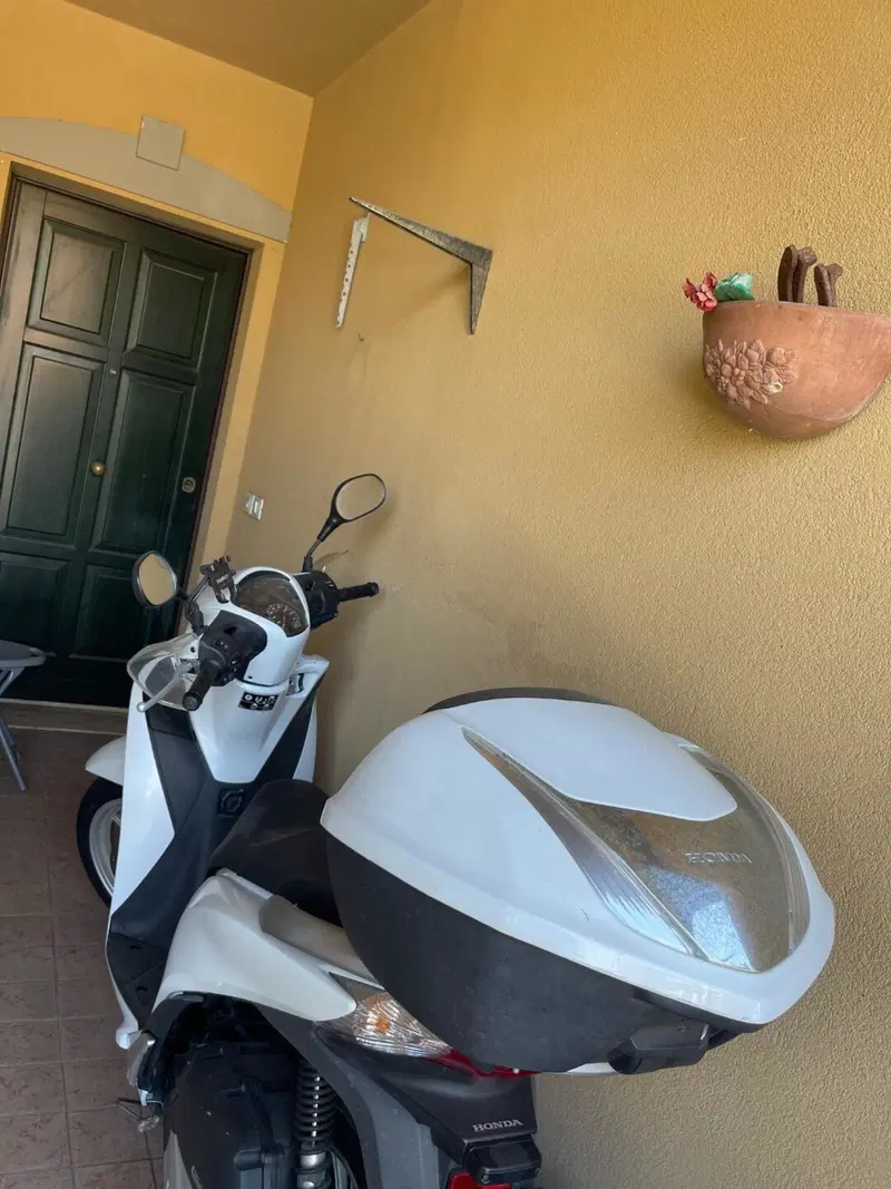 Honda SH 125 i ABS (2013 - 17) (4)