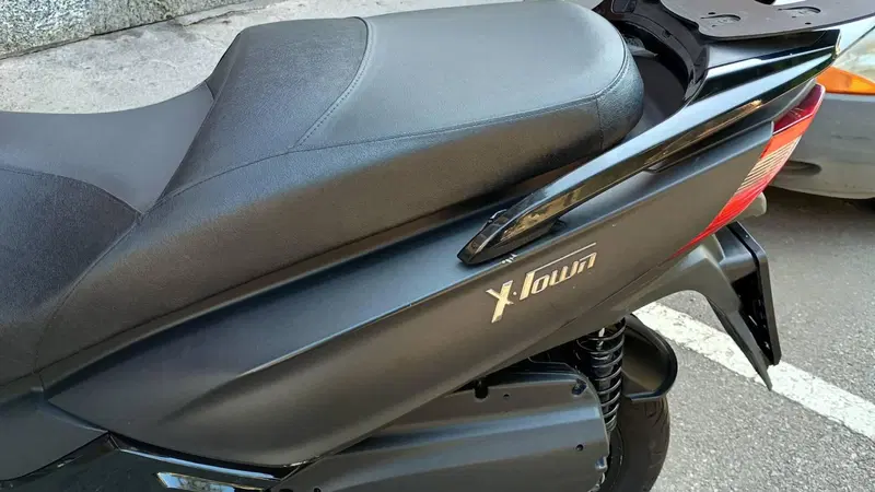 Kymco X-Town 300i (2021 - 24) (6)