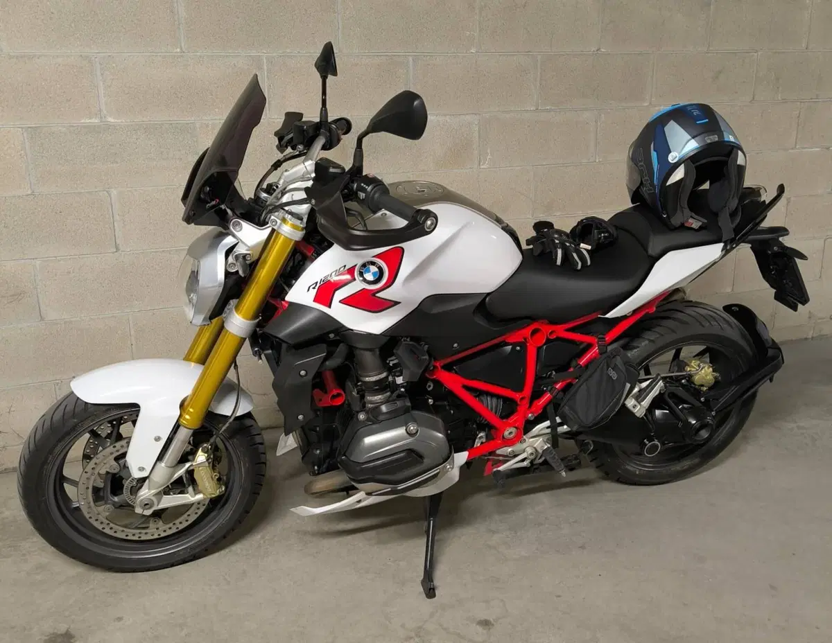 Bmw R 1200 R (2015 - 16) (2)