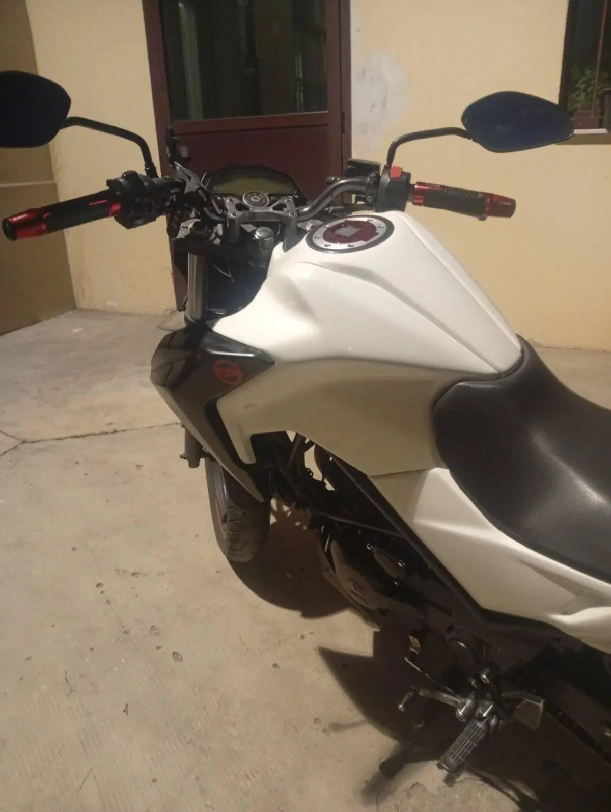 Sym NH 125 Xcion (2021 - 25) (6)