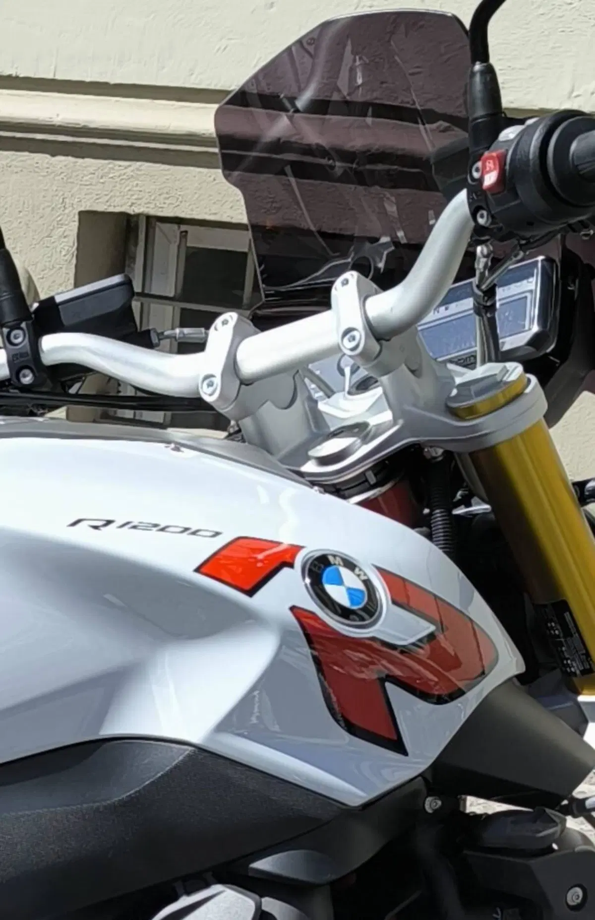 Bmw R 1200 R (2015 - 16) (10)