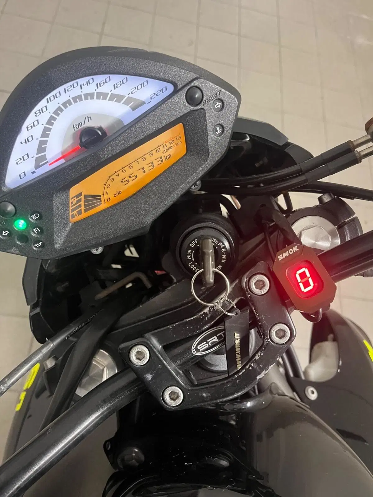 Kawasaki ER-6N (2006 - 09) (6)