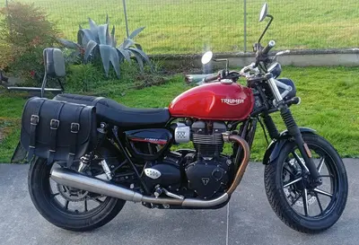 Triumph Street Twin 900 (2019 - 20) usata