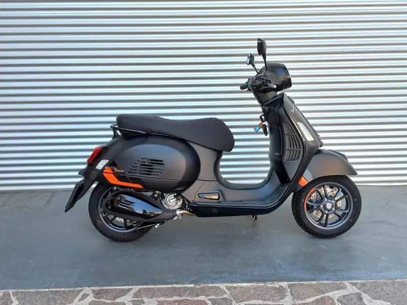 Vespa GTS 310 Supersport (2025 - 26) (2)
