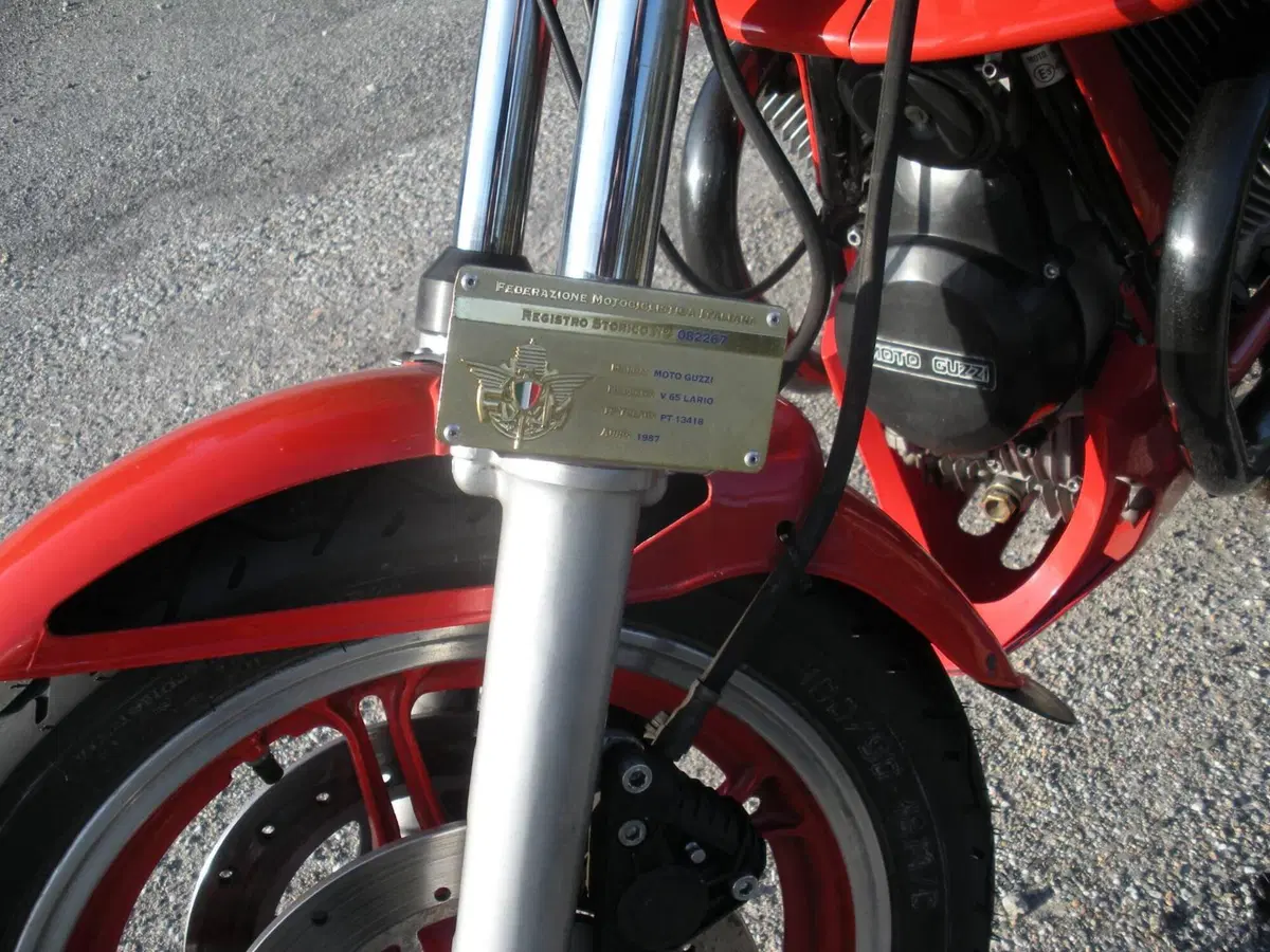 Moto Guzzi V65 Lario (3)
