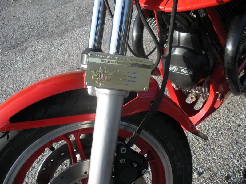 Moto Guzzi V65 Lario (3)