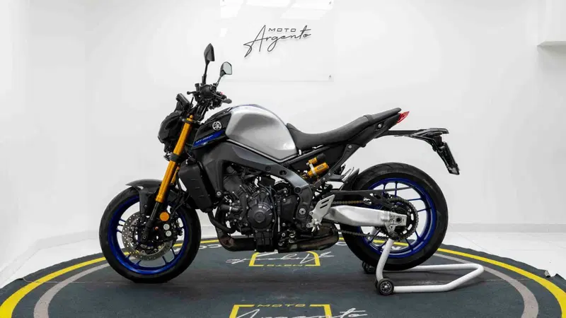 Yamaha MT-09 SP (2021 - 23) (6)
