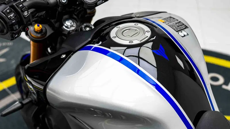 Yamaha MT-09 SP (2021 - 23) (11)