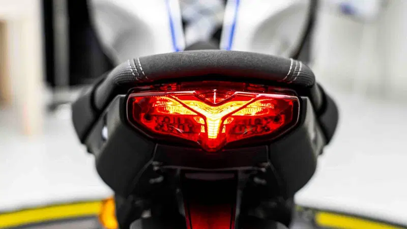 Yamaha MT-09 SP (2021 - 23) (19)