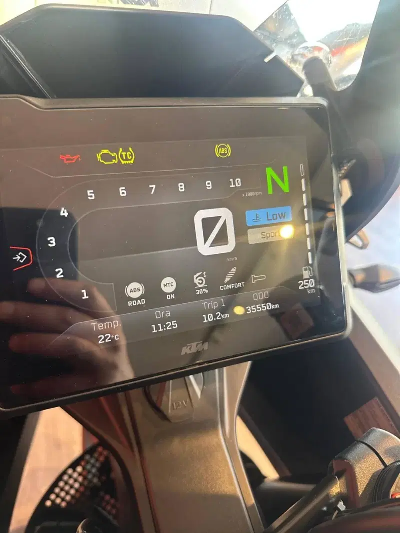 KTM 1290 Super Adventure S (2022 - 25) (5)
