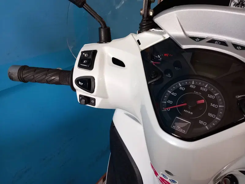 Honda SH 300 i (2011 - 14) (17)