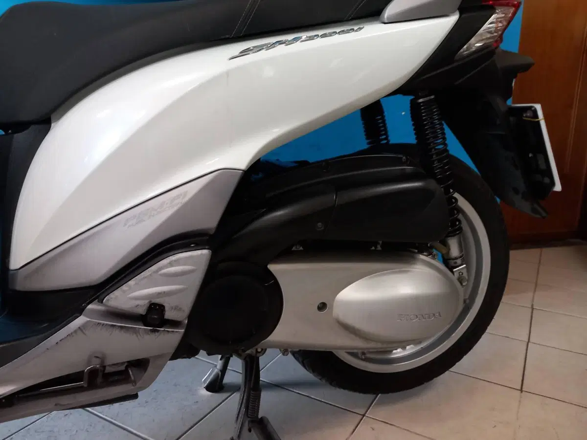 Honda SH 300 i (2011 - 14) (10)