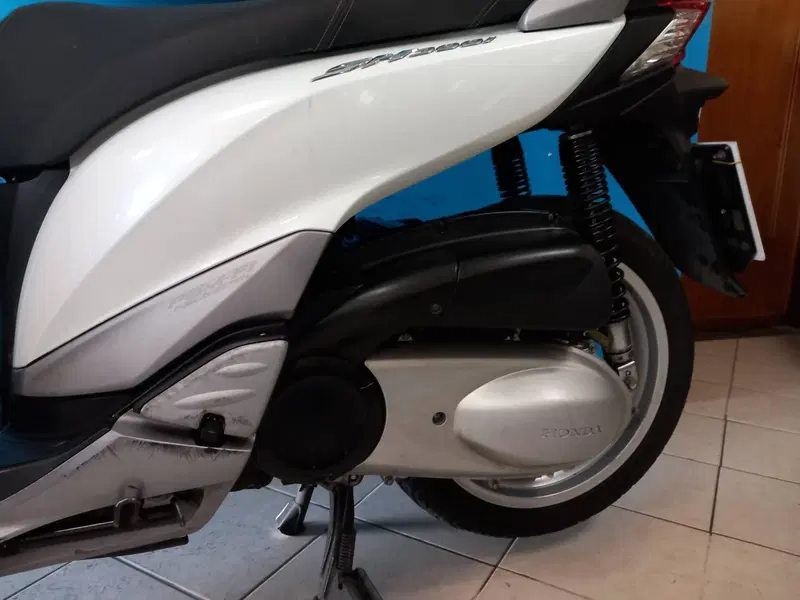 Honda SH 300 i (2011 - 14) (10)