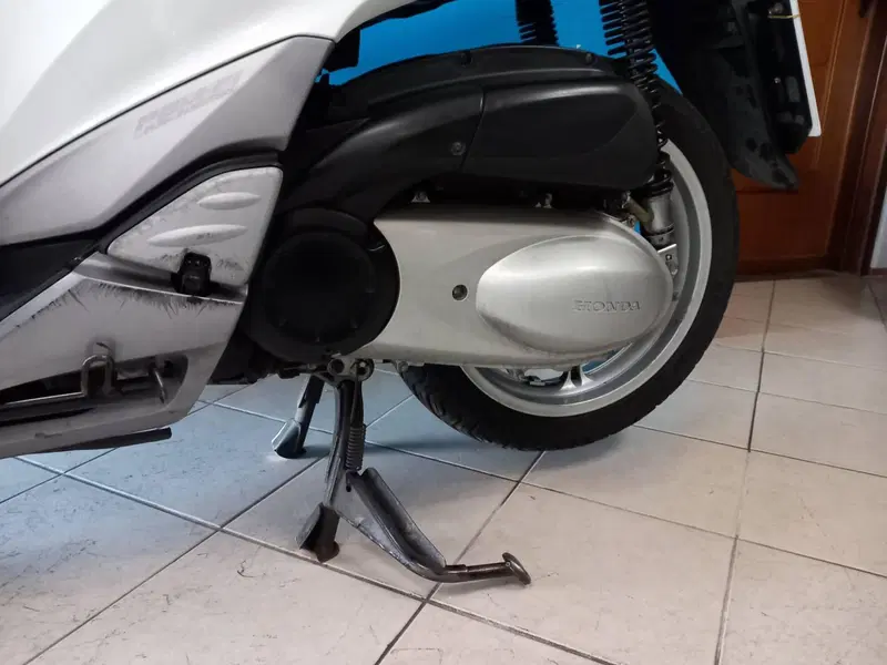 Honda SH 300 i (2011 - 14) (12)