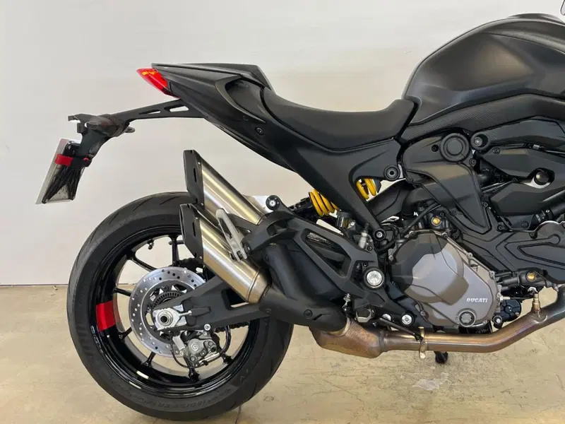 Ducati Monster 937 (2021 - 25) (6)