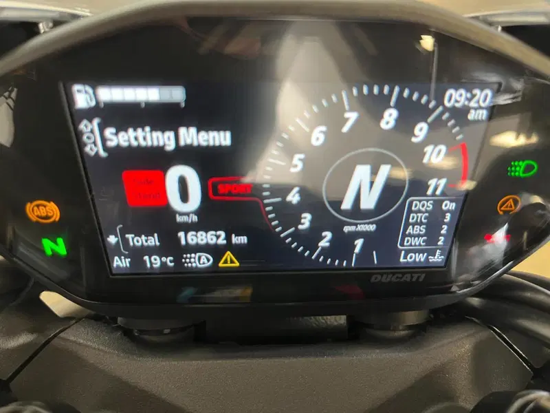 Ducati Monster 937 (2021 - 25) (13)