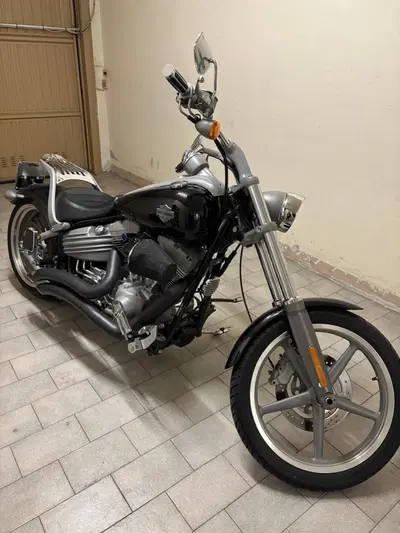 Harley-Davidson 1584 Rocker (2008 - 09) - FXCW usata