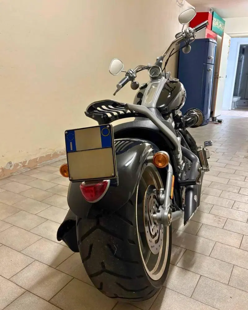 Harley-Davidson 1584 Rocker (2008 - 09) - FXCW (3)