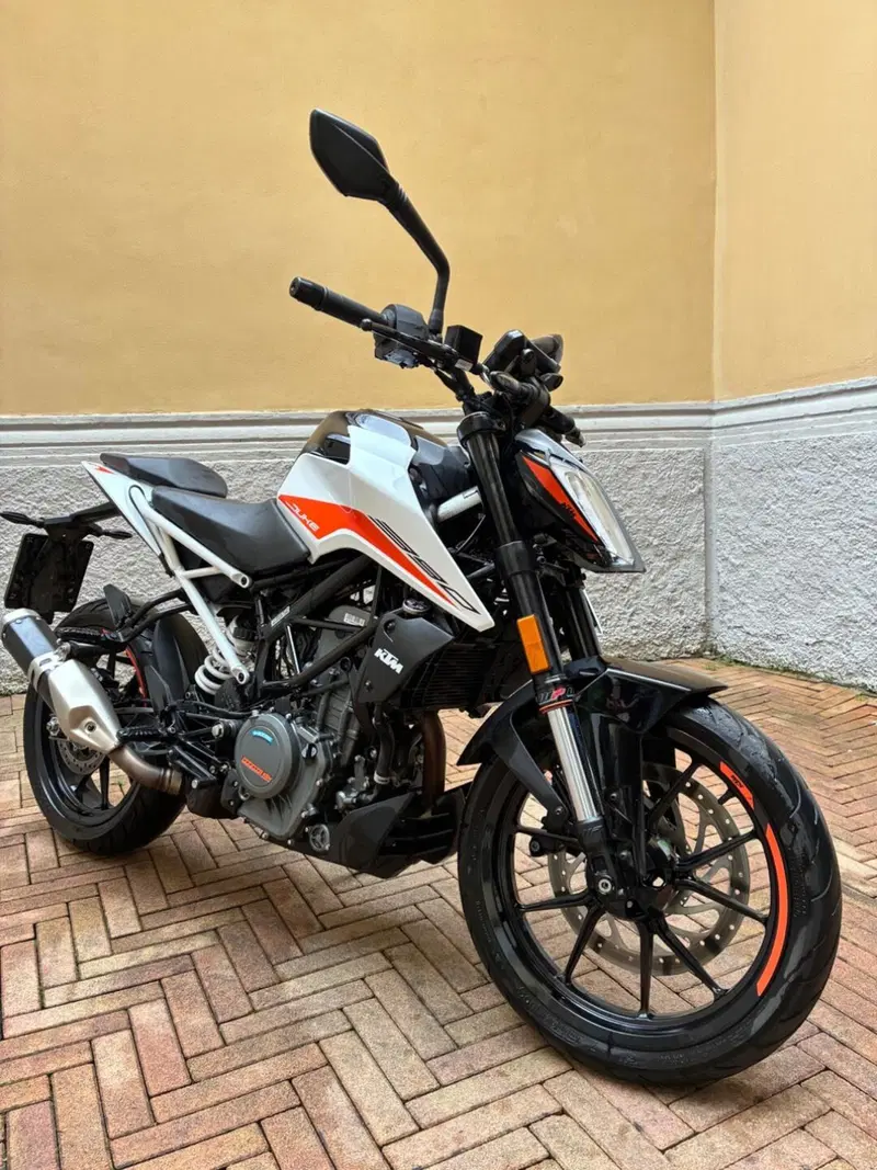 KTM 390 Duke (2021 - 23) (2)