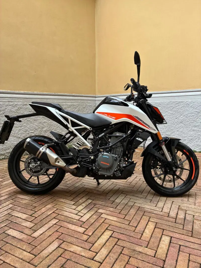 KTM 390 Duke (2021 - 23) (4)