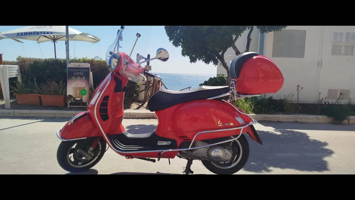 Vespa GTS 300 Super (2008 - 16)