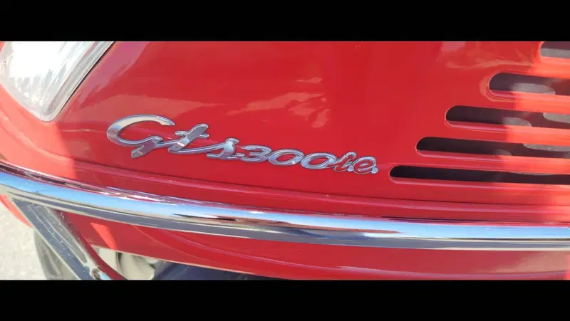 Vespa GTS 300 Super (2008 - 16) (8)