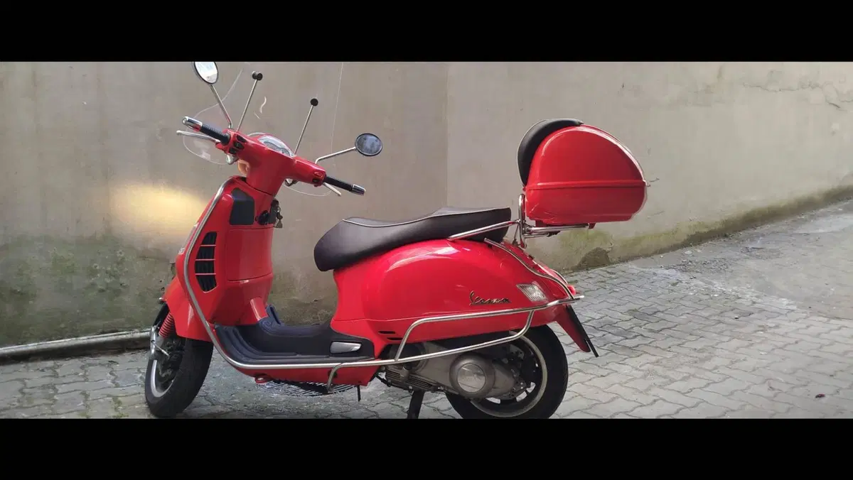 Vespa GTS 300 Super (2008 - 16) (9)