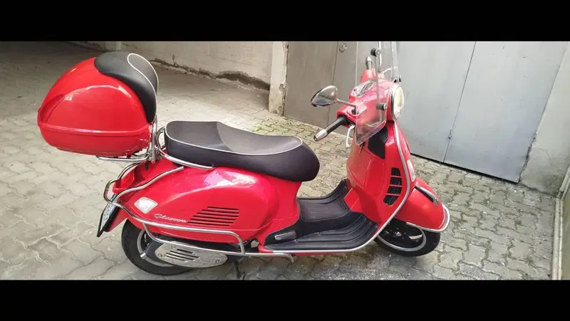 Vespa GTS 300 Super (2008 - 16) (11)