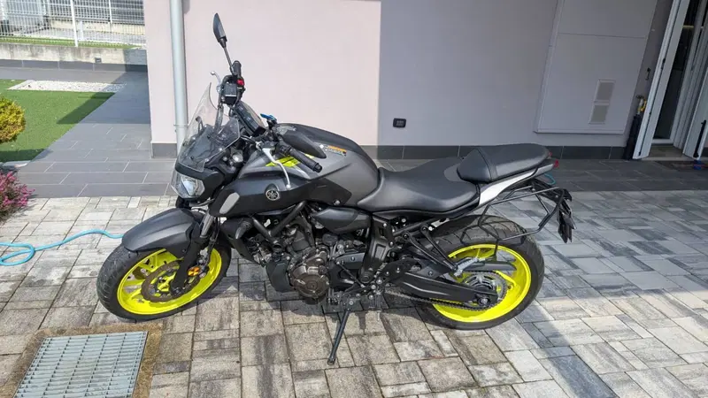 Yamaha MT-07 (2018 - 20) (2)