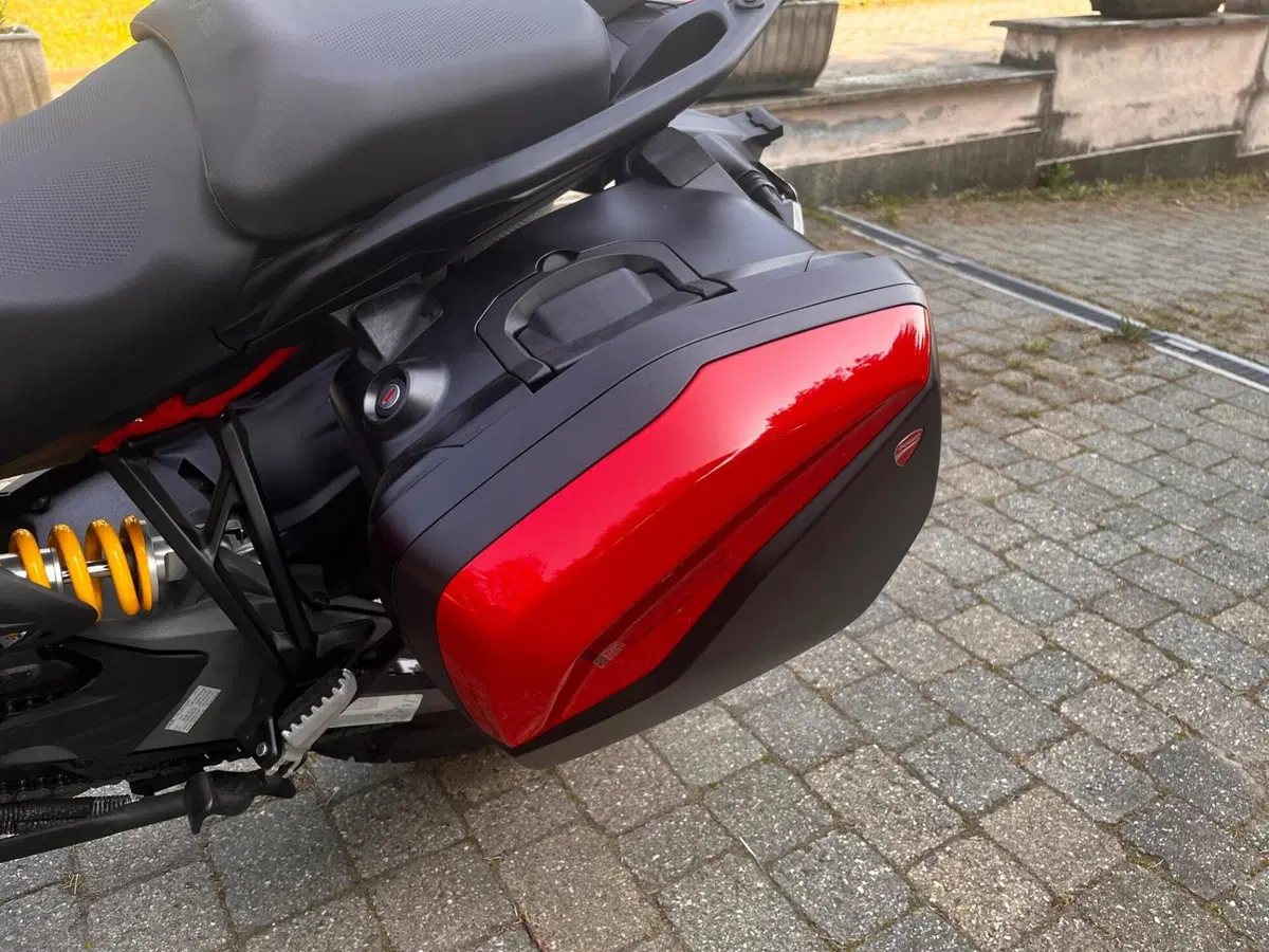 Ducati Multistrada V2 S (2025 - 26) (9)