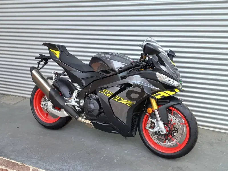 Aprilia RSV4 1100 (2025 - 26) (4)