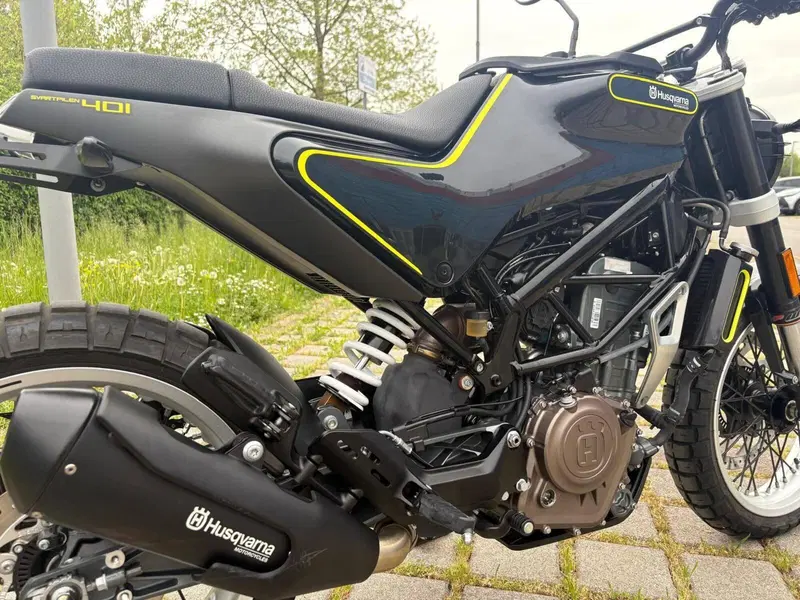 Husqvarna Svartpilen 401 (2018 - 19) (6)