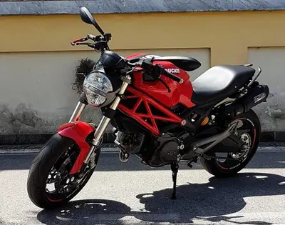 Ducati Monster 696 (2008 - 13) usata