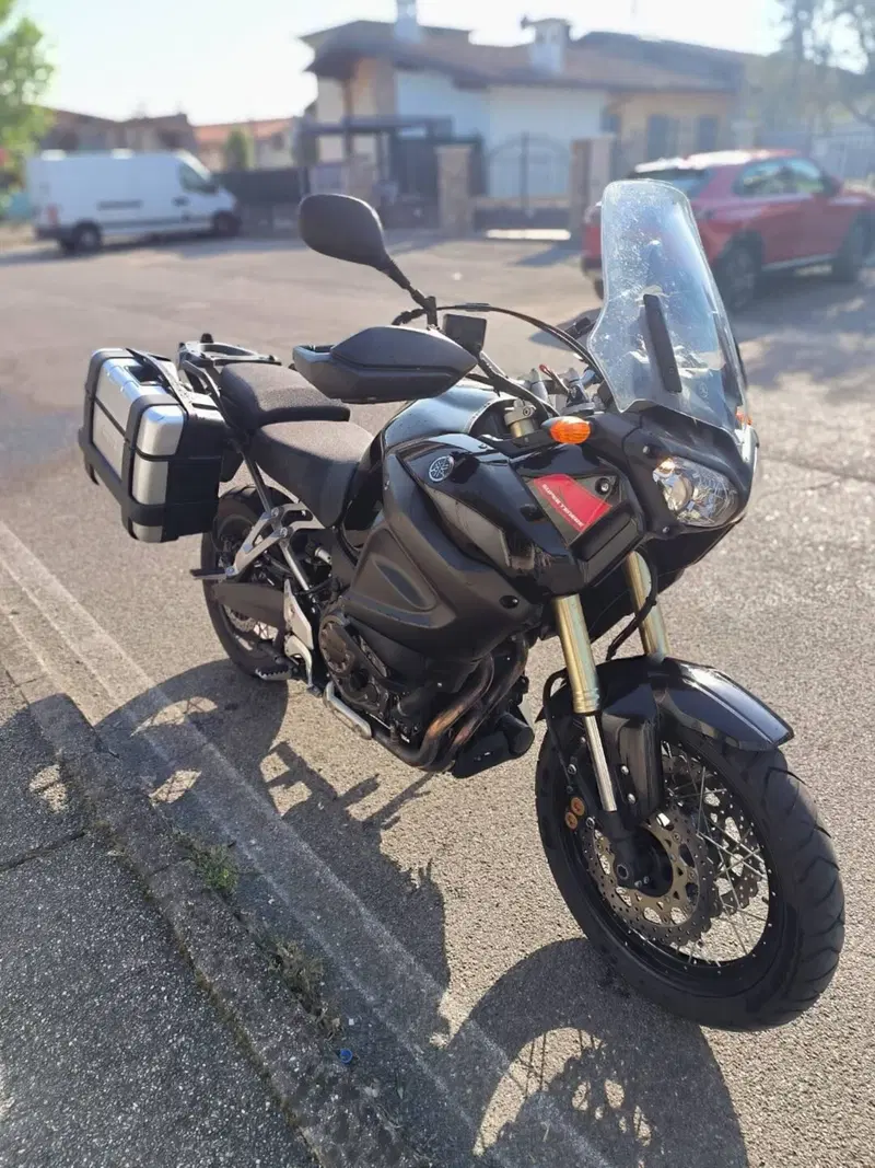 Yamaha XT1200Z Super Ténéré First Edition (2010 - 11) (2)