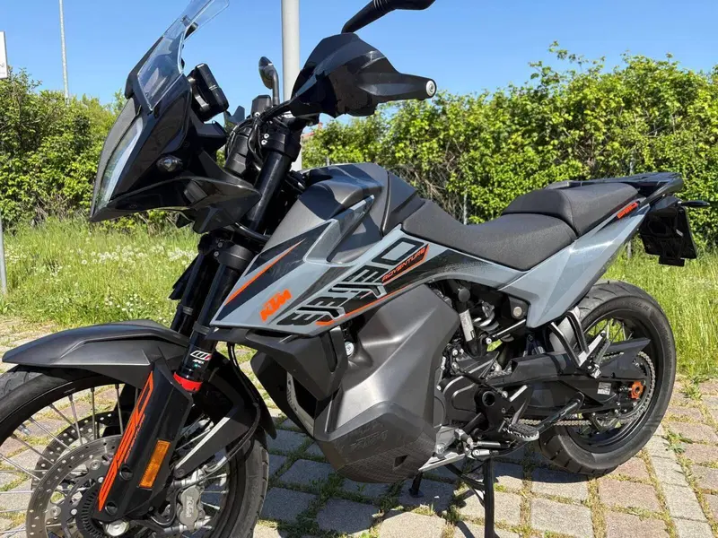 KTM 890 Adventure (2022) (6)