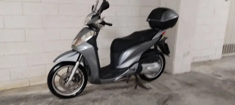 Honda SH 300 i ABS (2013 - 14) (9)