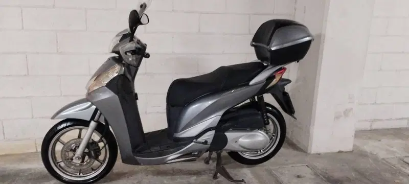 Honda SH 300 i ABS (2013 - 14) (10)