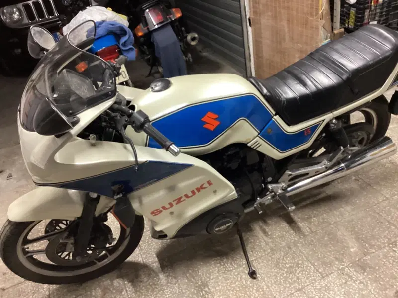 Suzuki gse (2)