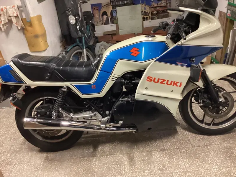 Suzuki gse (3)