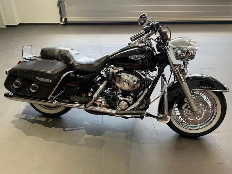 Harley-Davidson 1450 Road King Classic (2003 - 05) - FLHRCI