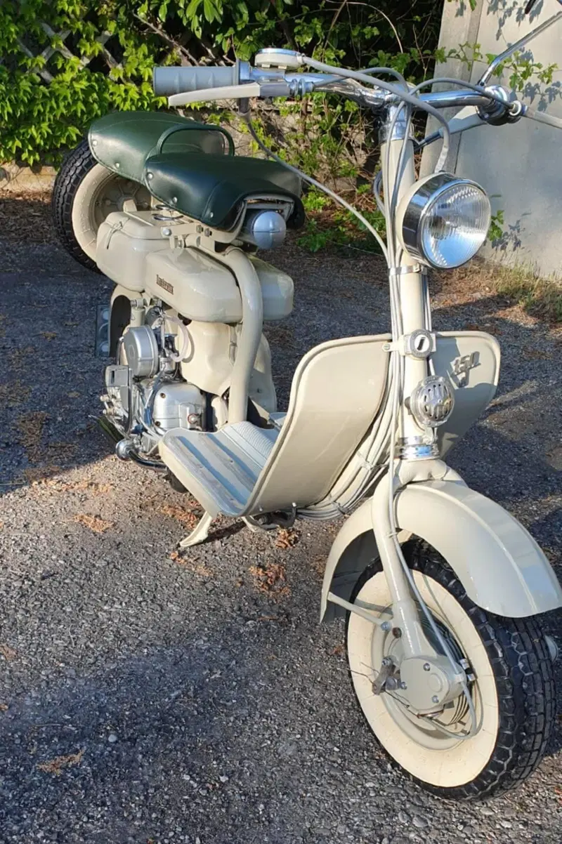 Innocenti Lambretta 150D Targa Oro FMI (2)